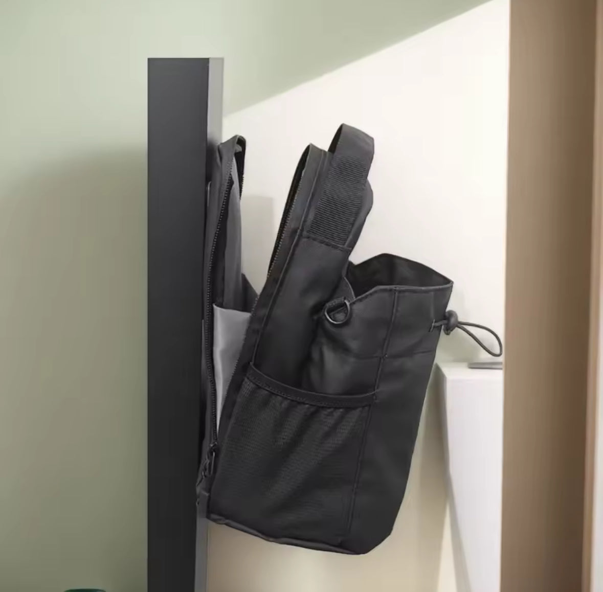 Magnetic Gym Bag